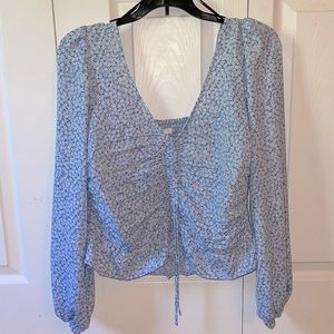 H&M, Super Cute Top, size M, EUC